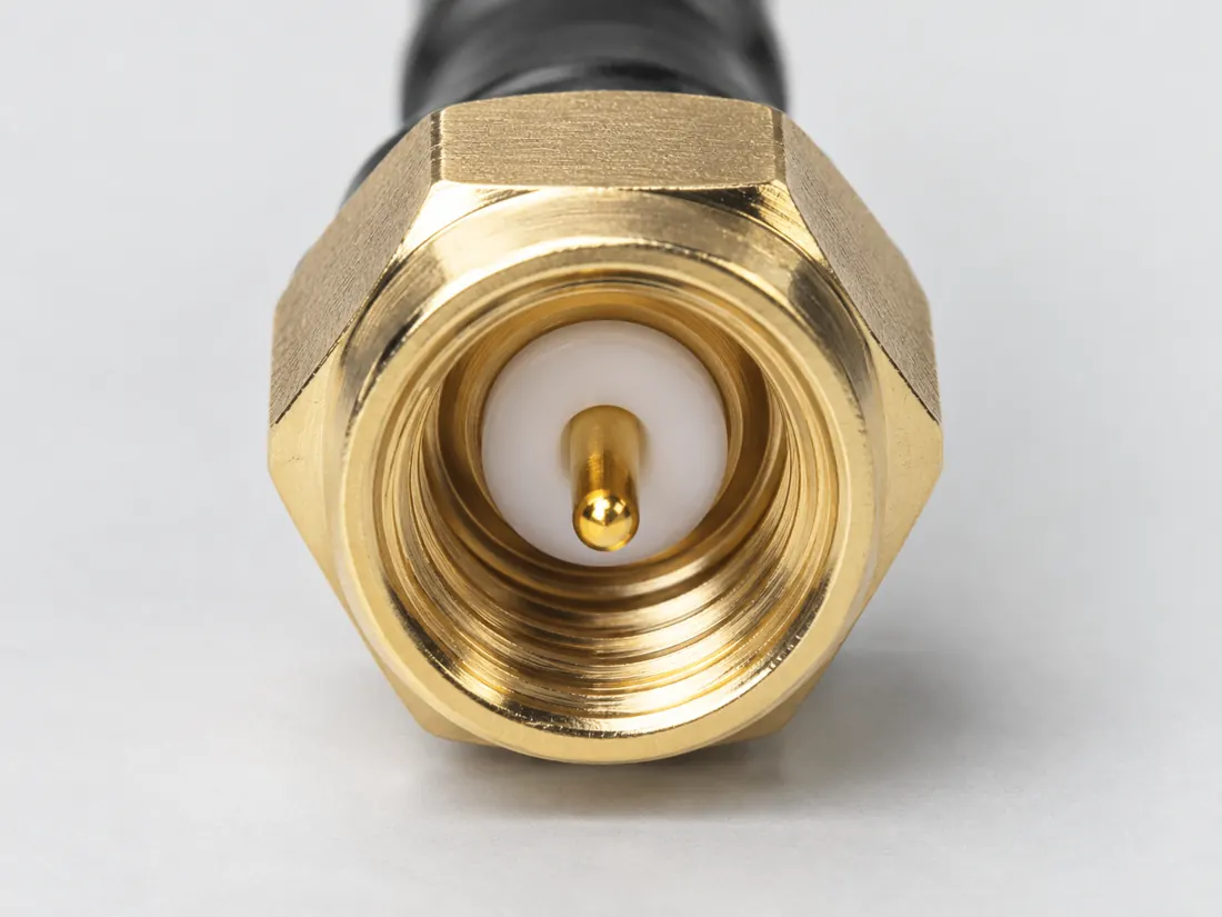 SMA coaxial connector: mating face. Computer-generated illustration, not a photograph.
