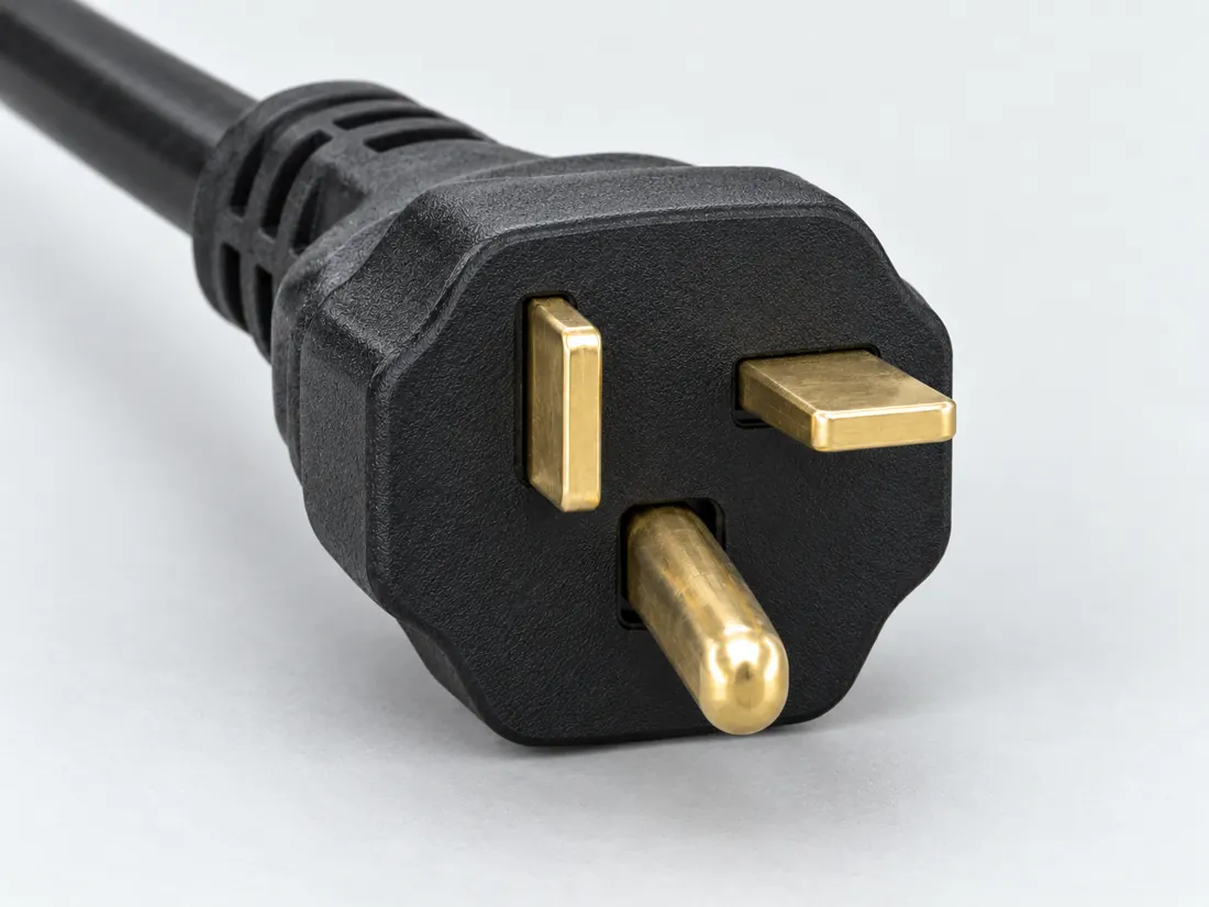 NEMA 5-20P plug: three-quarter view. Computer-generated illustration, not a photograph.
